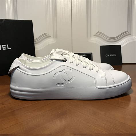 zapatillas chanel blancas|zapatos bicolor estilo chanel.